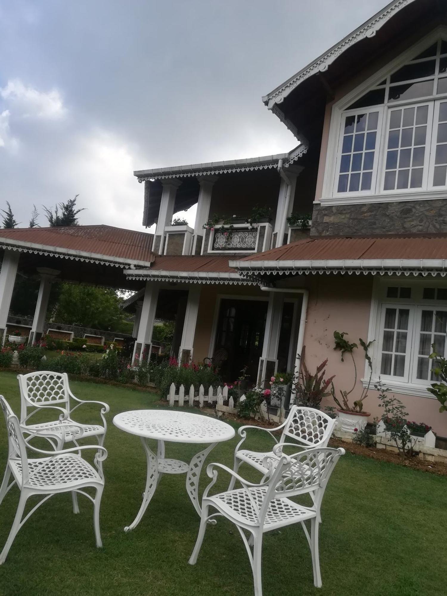 Royal Wattles Apartamento Nuwara Eliya Exterior foto